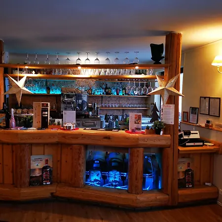 Hotel Four Seasons 3*