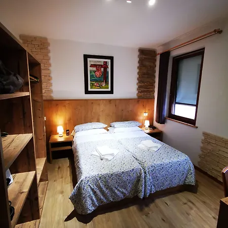 Four Seasons 3*