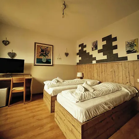 Hotel Tarvisio Four Seasons Hotel 3*