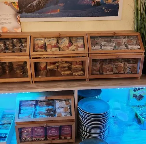 Four Seasons Hotel 3*